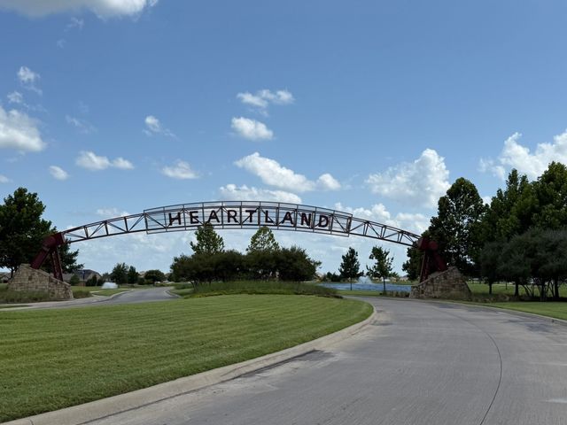 2028 Lake Trail Drive, Heartland, TX 75126