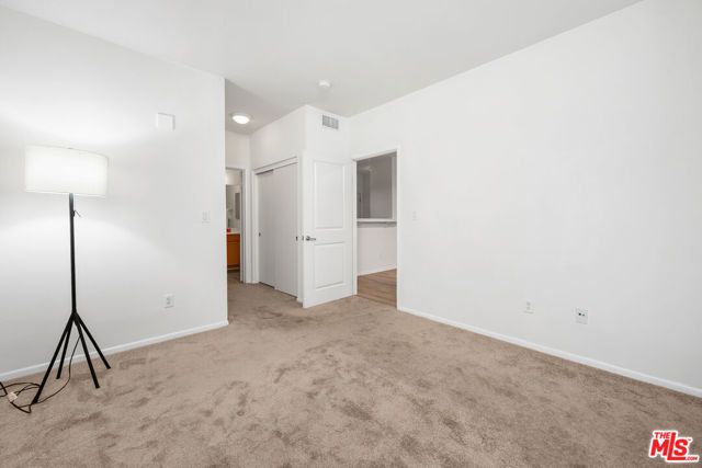 6400 Crescent Parkway 217, Los Angeles, CA 90094