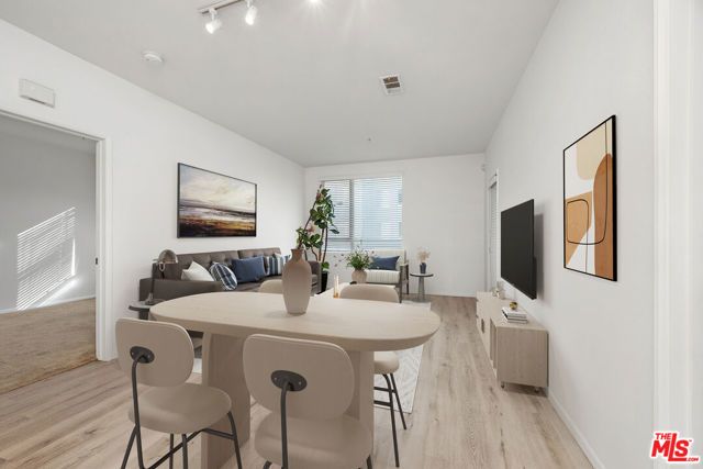 6400 Crescent Parkway 217, Los Angeles, CA 90094