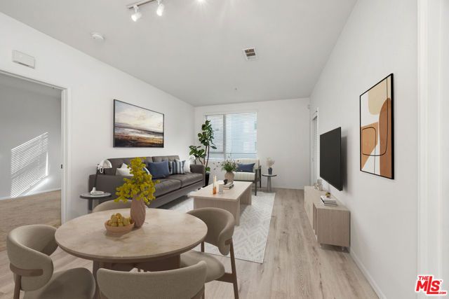 6400 Crescent Parkway 217, Los Angeles, CA 90094