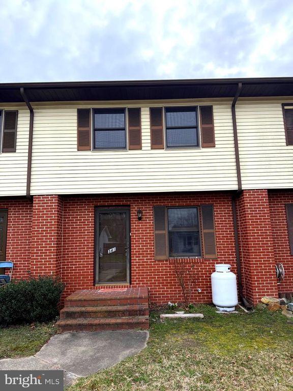 341 ACADEMY AVE, Denton, MD 21629