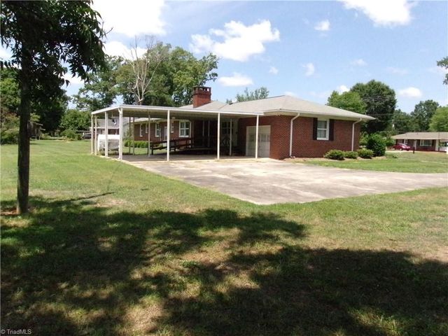 1702 Mount Hope Church Road, Mcleansville, NC 27301