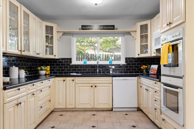 2121 Sunrise Trail, Richardson, TX 75081