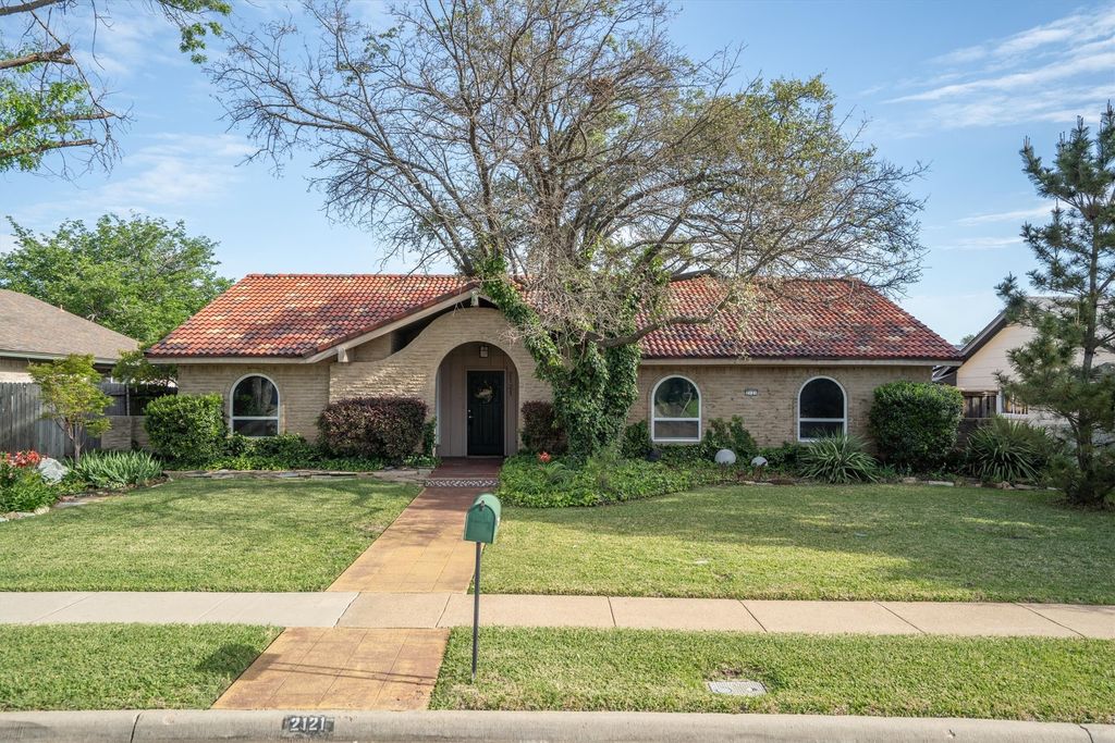 2121 Sunrise Trail, Richardson, TX 75081