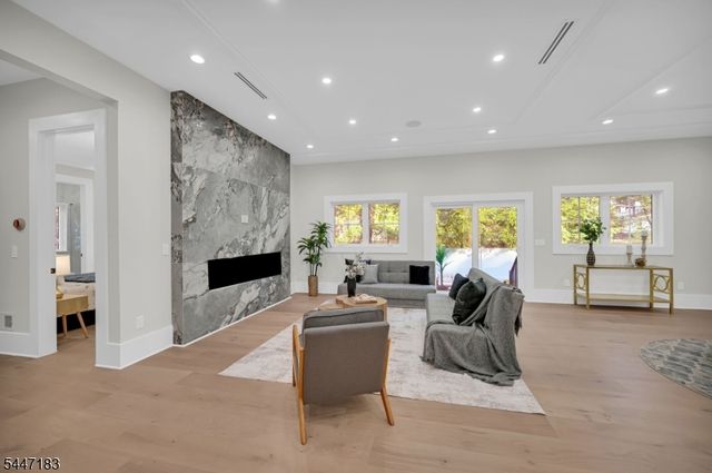 10 Bonus Hill Rd, Scotch Plains Twp., NJ 07076