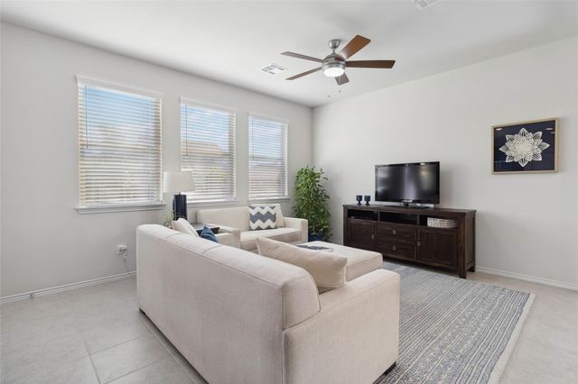 109 Cypress Hills RD, San Marcos, TX 78666