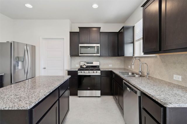 109 Cypress Hills RD, San Marcos, TX 78666