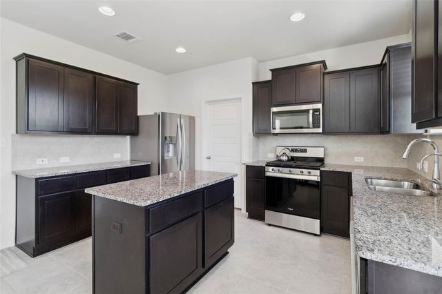 109 Cypress Hills RD, San Marcos, TX 78666