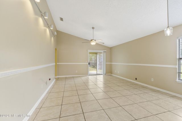 3013 WAVERING Lane, Middleburg, FL 32068