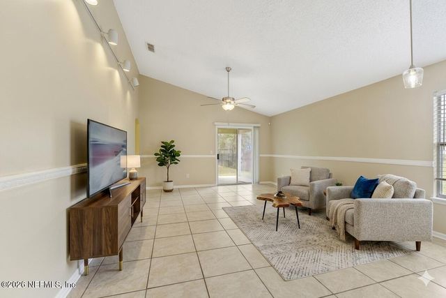3013 WAVERING Lane, Middleburg, FL 32068