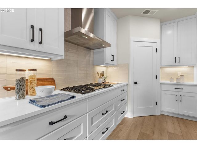 1411 Nw Josephine Ter, Portland, OR 97229