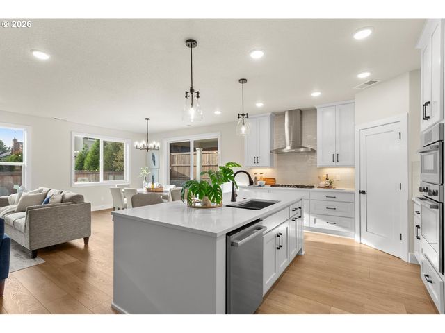 1411 Nw Josephine Ter, Portland, OR 97229