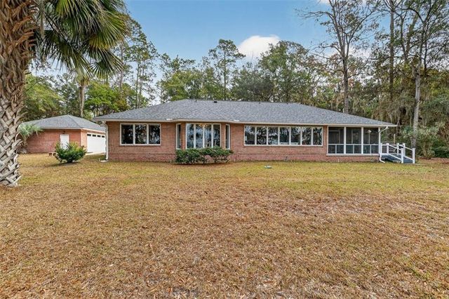 3317 NE Julienton Drive NE, Townsend, GA 31331