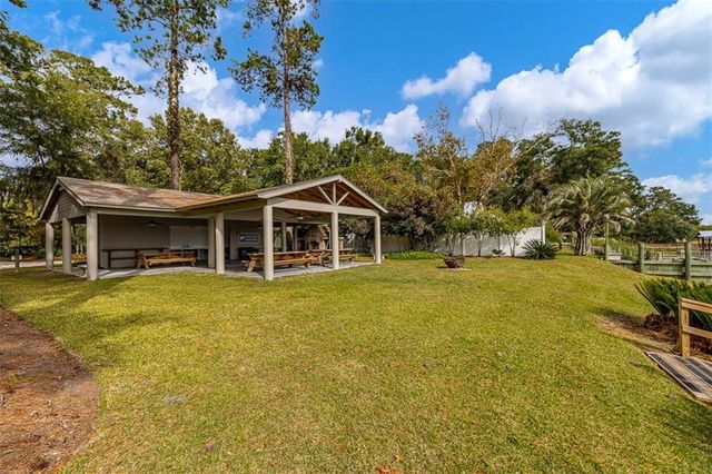 3317 NE Julienton Drive NE, Townsend, GA 31331