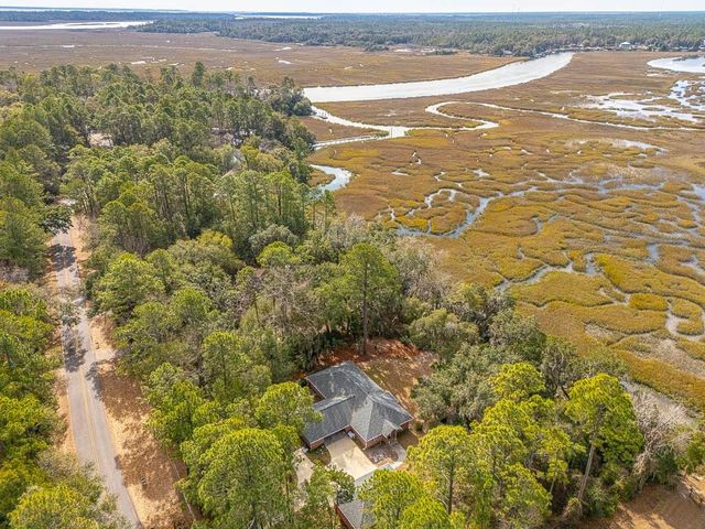 3317 NE Julienton Drive NE, Townsend, GA 31331