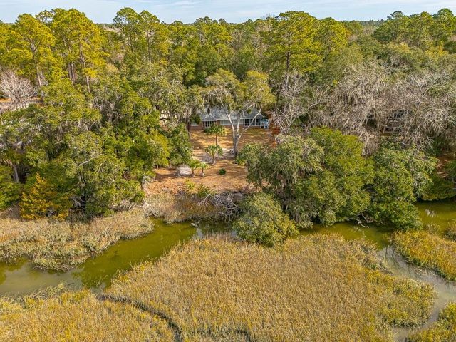 3317 NE Julienton Drive NE, Townsend, GA 31331