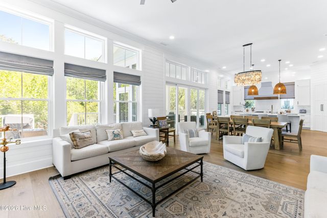 599 Kinnakeet Way, Southport, NC 28461