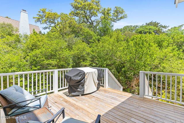 599 Kinnakeet Way, Southport, NC 28461