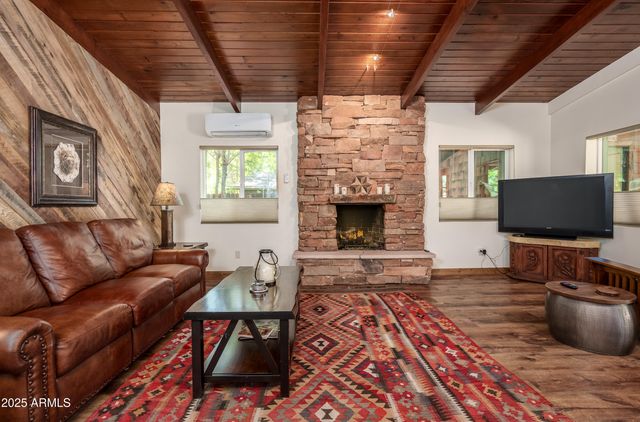 18 Disney Lane, Sedona, AZ 86336