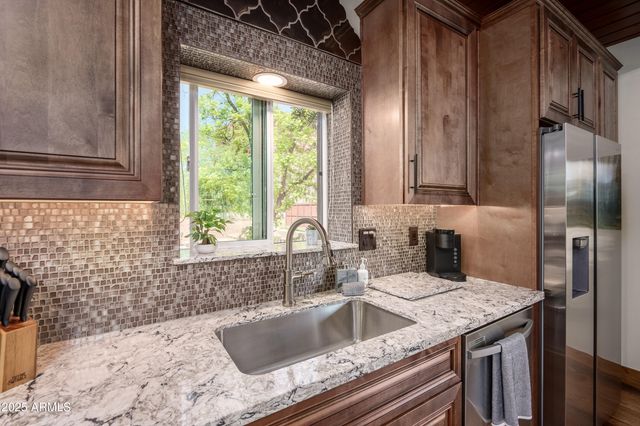 18 Disney Lane, Sedona, AZ 86336