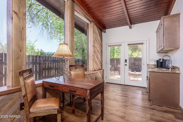 18 Disney Lane, Sedona, AZ 86336