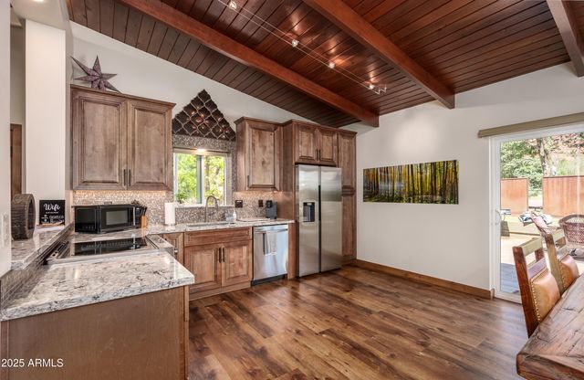 18 Disney Lane, Sedona, AZ 86336