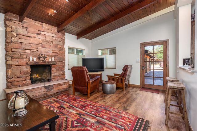 18 Disney Lane, Sedona, AZ 86336