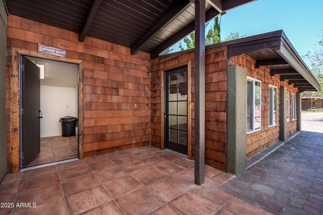 18 Disney Lane, Sedona, AZ 86336