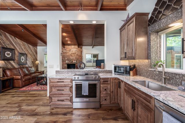 18 Disney Lane, Sedona, AZ 86336