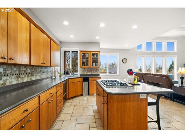 3133 FLEMING Pl, Forest Grove, OR 97116