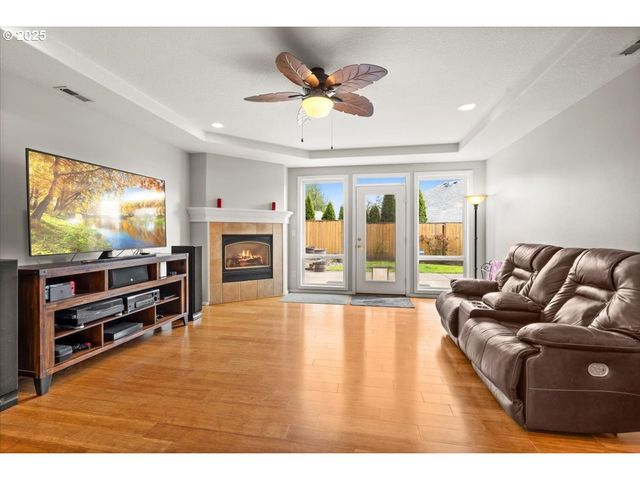 3133 FLEMING Pl, Forest Grove, OR 97116