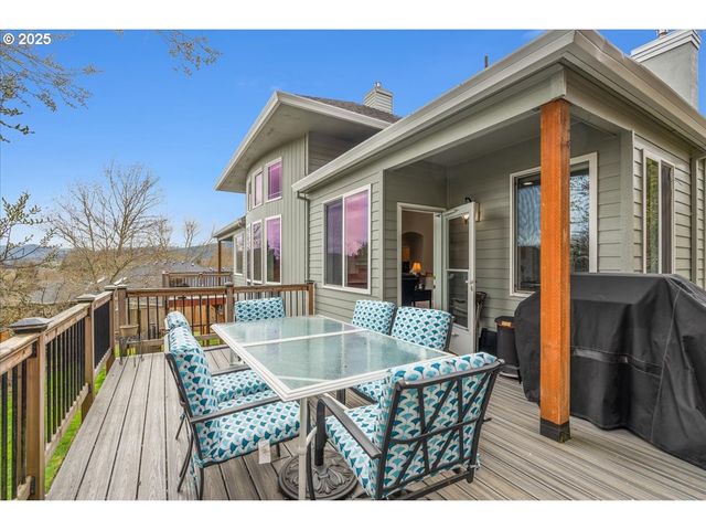 3133 FLEMING Pl, Forest Grove, OR 97116