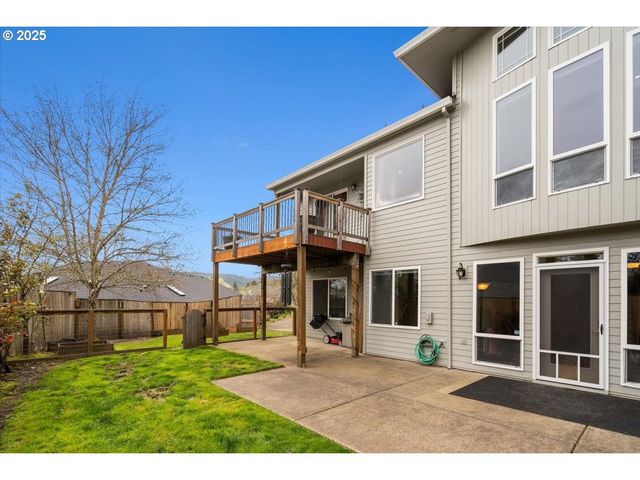 3133 FLEMING Pl, Forest Grove, OR 97116