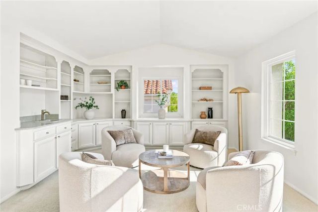 29572 Michelis, Laguna Niguel, CA 92677