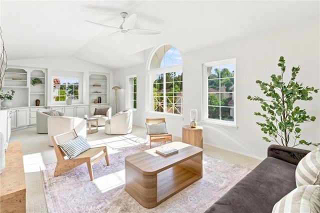 29572 Michelis, Laguna Niguel, CA 92677