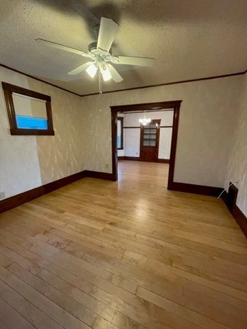 10 Ethel Ave 2nd Floor, Peabody, MA 01960