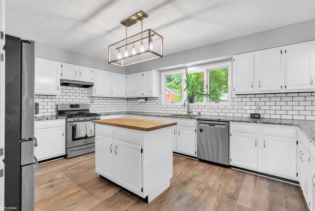 702 4th Street, Marysville, MI 48040