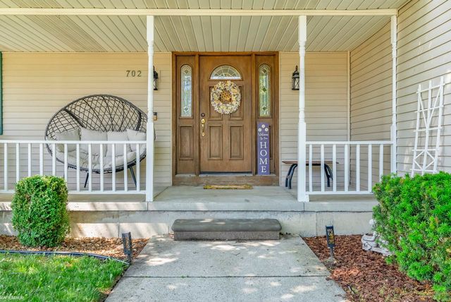 702 4th Street, Marysville, MI 48040