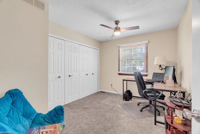 702 4th Street, Marysville, MI 48040