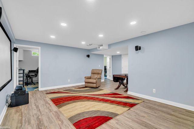 702 4th Street, Marysville, MI 48040