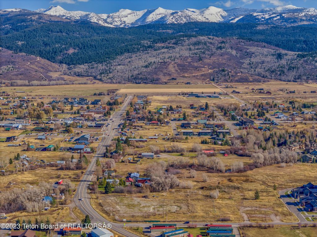 268 W CENTER Street, Victor, ID 83455 photo 4
