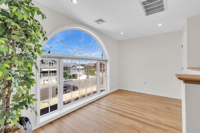 134 Elizabeth Avenue, Lavallette, NJ 08735