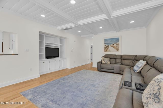 134 Elizabeth Avenue, Lavallette, NJ 08735