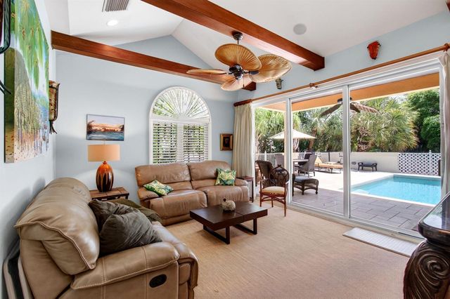 113 NW 1st Avenue, Delray Beach, FL 33444
