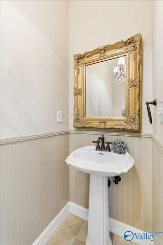 711 Appaloosa Lane SW, Decatur, AL 35603