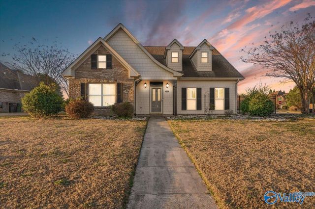 711 Appaloosa Lane SW, Decatur, AL 35603