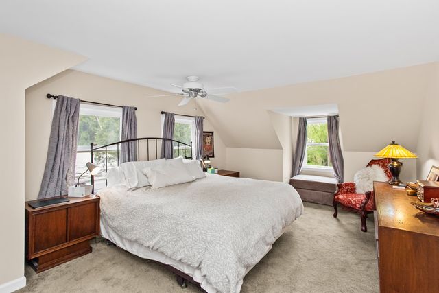 1324 Golf Avenue, Highland Park, IL 60035