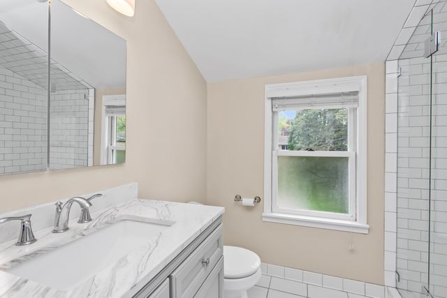1324 Golf Avenue, Highland Park, IL 60035