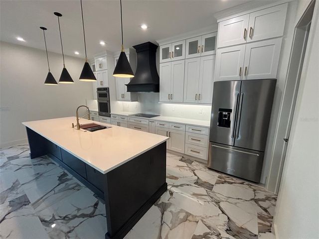 2516 W ABDELLA STREET, Tampa, FL 33607