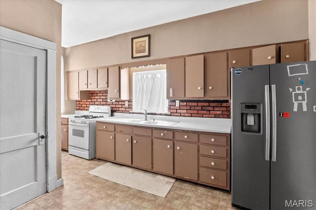 1406 Raab Avenue, Belleville, IL 62220